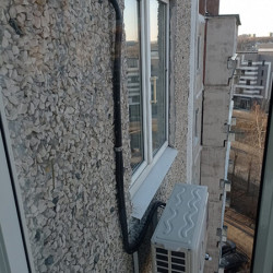 Установка кондиционера под окном